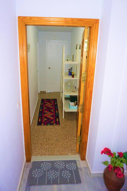 Łóżko lub łóżka w pokoju w obiekcie LOFT - GARAJE - TERRAZA PRIVADA Junto al Parque y Playa