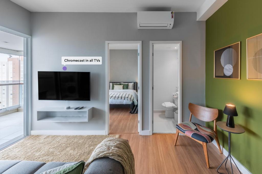  Apartamento completo com varanda - Vila Olímpia