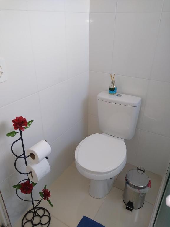  Apartamento - Condomínio Jardins dos Pescadores - Praia do Perequê-Açu