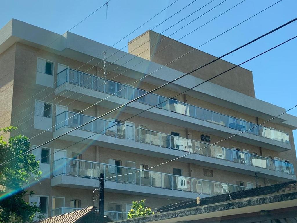  Apartamento - Condomínio Jardins dos Pescadores - Praia do Perequê-Açu