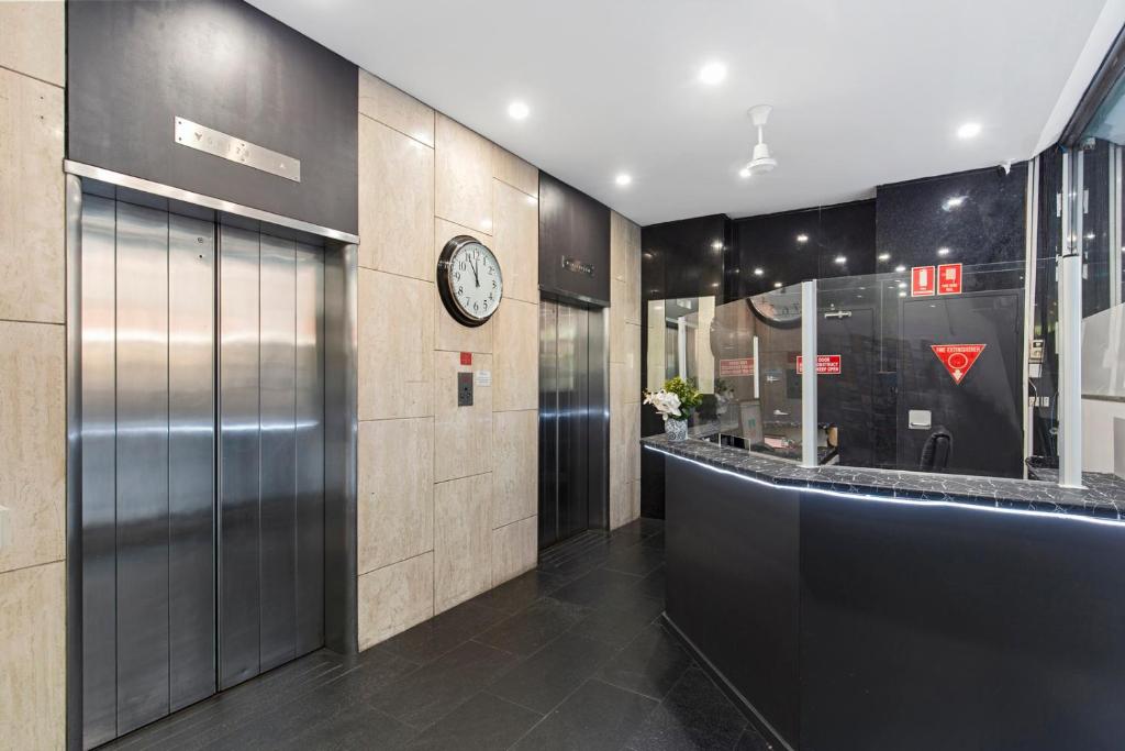 Cosmo on Bank - Resim 24