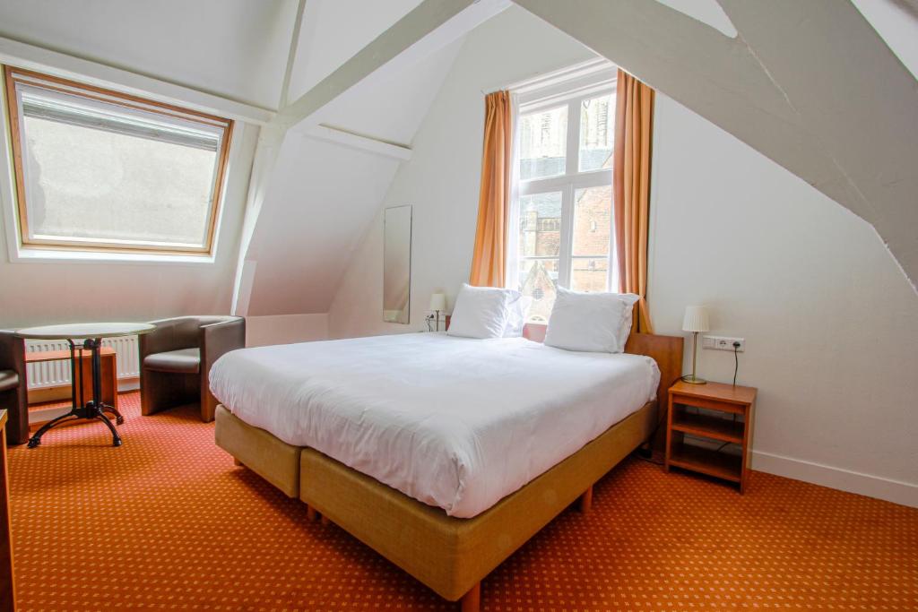 
Classic Room with Church View 
