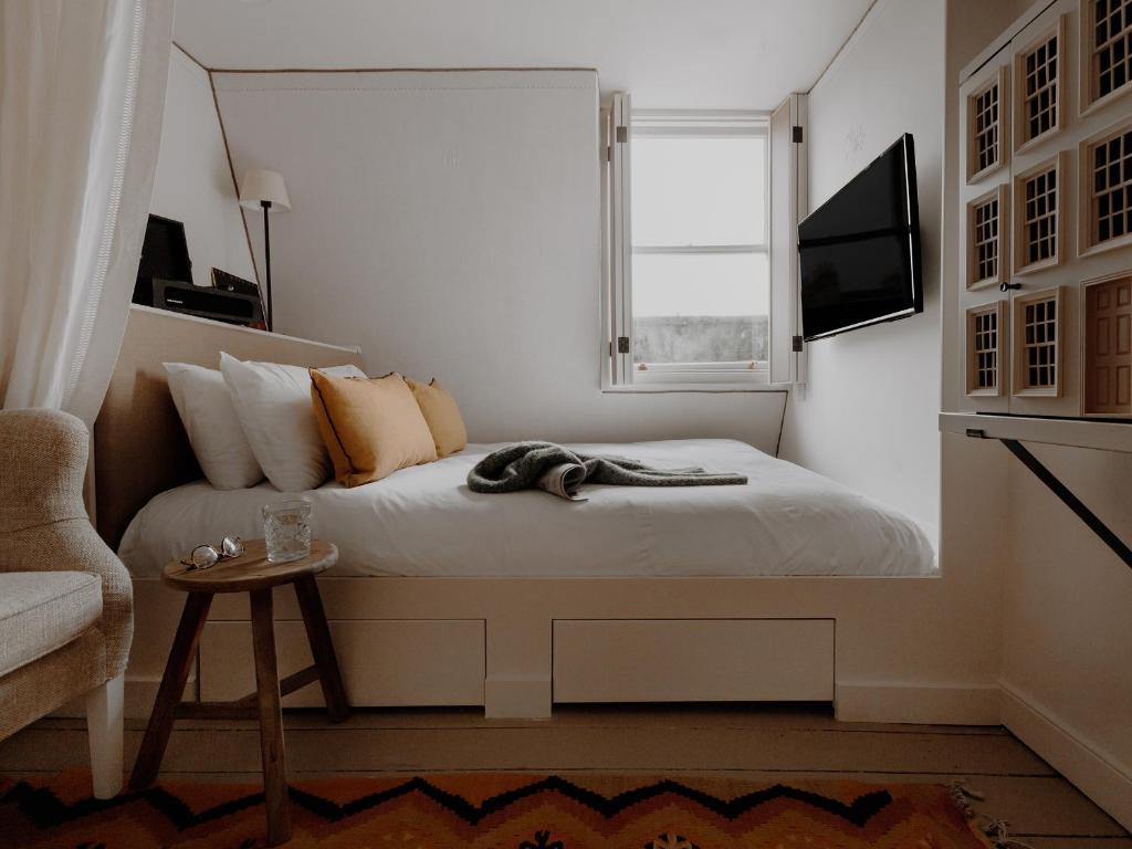 No 15 by GuestHouse, Bath - Resim 27