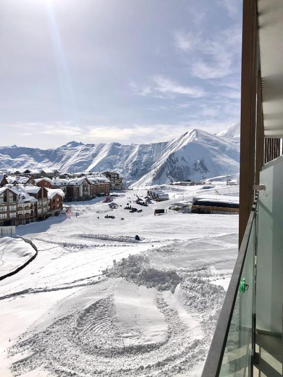 Nespecifikovaný výhled na hory nebo výhled na hory při pohledu z apartmánu