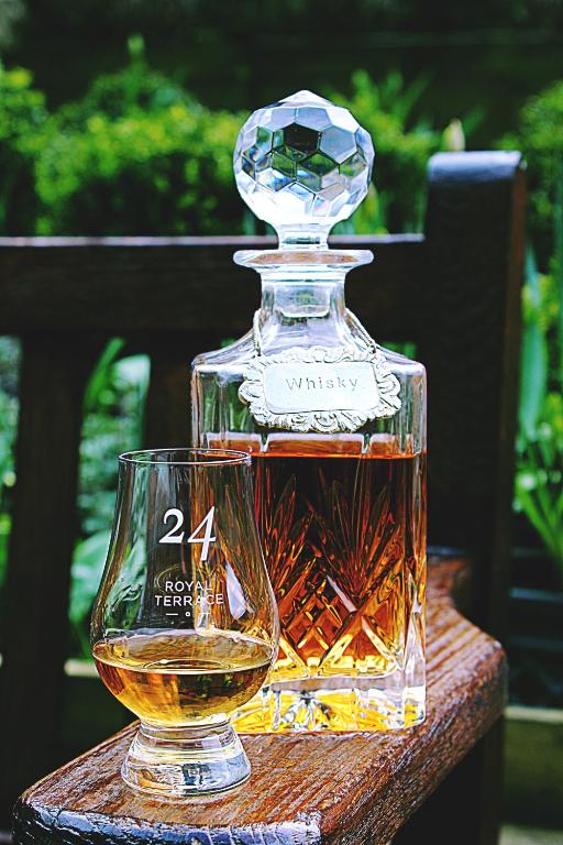 24 Royal Terrace - Resim 40