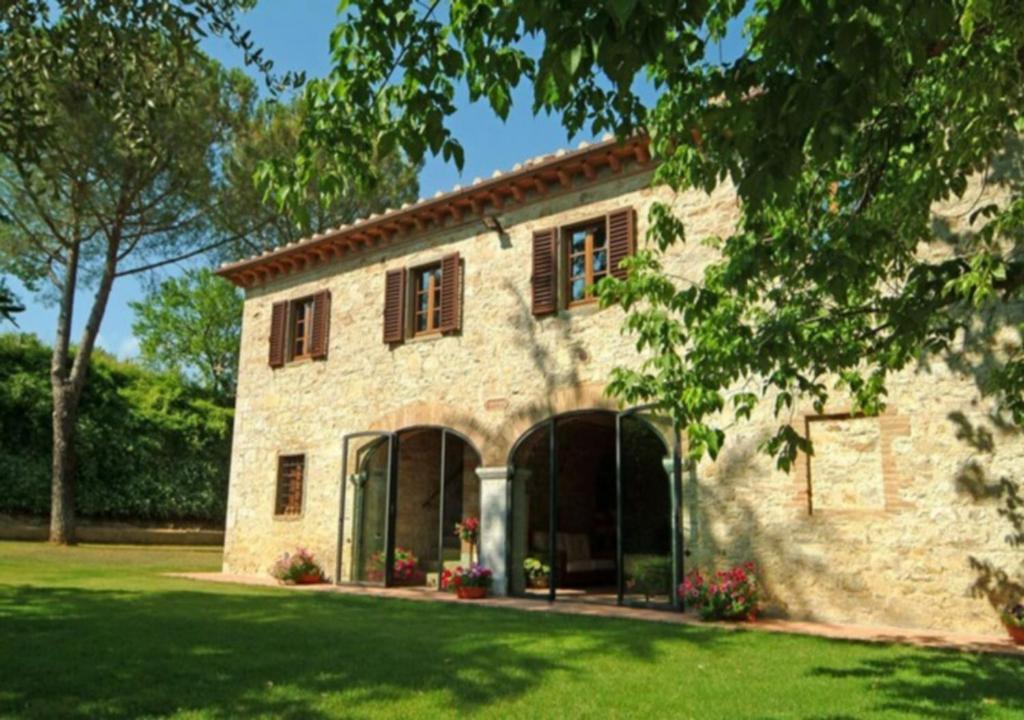 Podere Lucignano Secondo Agriturismo - Villa