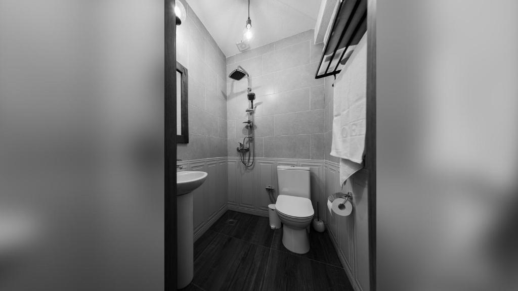 N'Bjeshke te guri i zi - Basic Triple Room