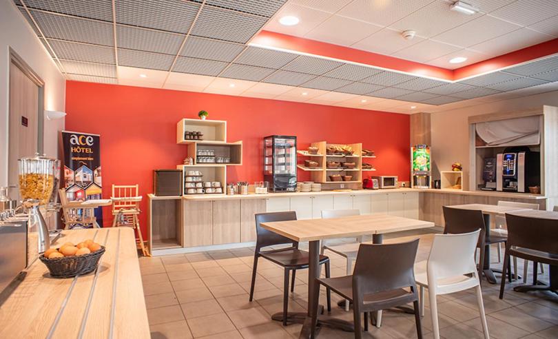 Nápoje v ubytování Ace Hotel Annemasse Genève