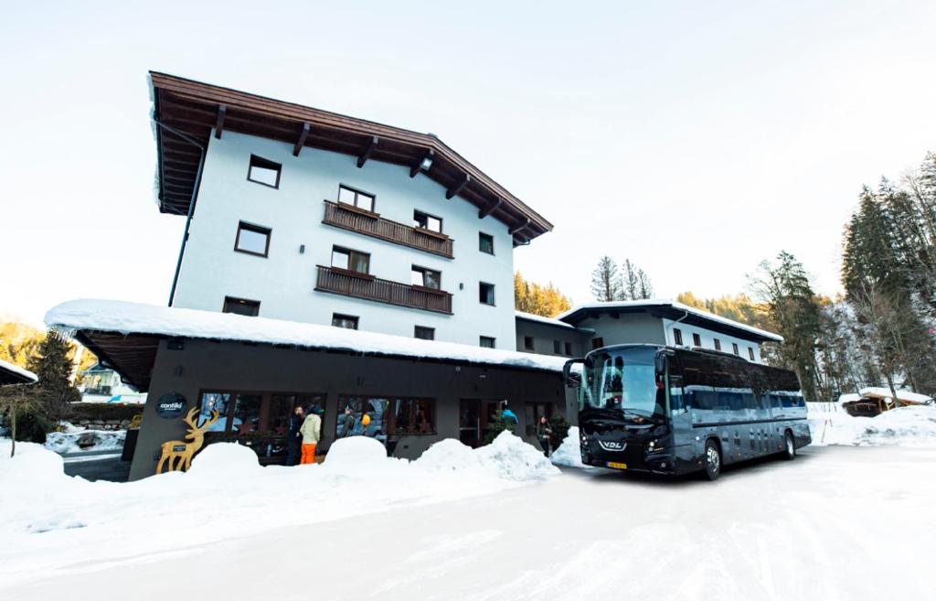 Contiki Haus Schöneck að vetri til