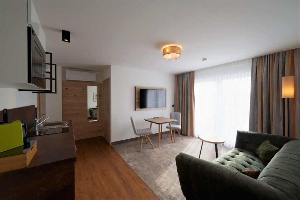 Schneider APARTMENT ALLERSBERG - Appartement Avec Balcon