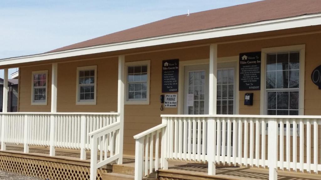 Tilden Country Inn, TX