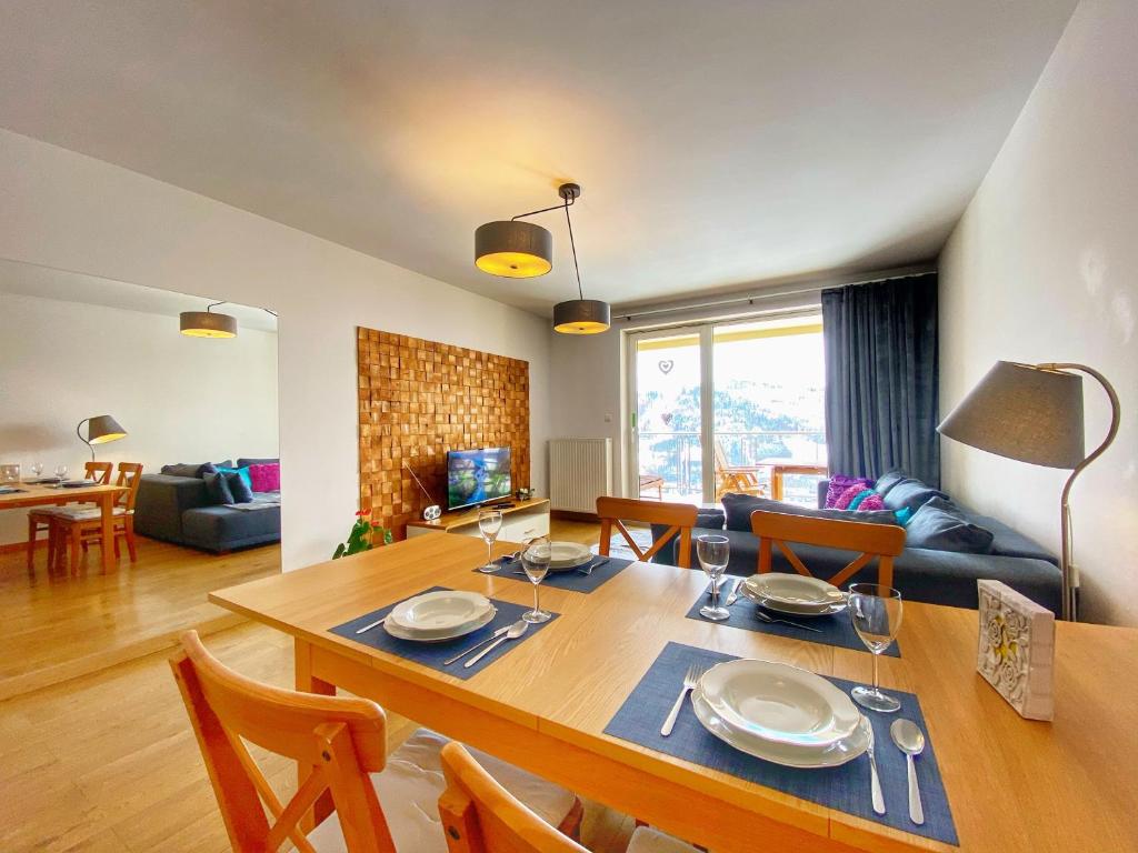 Posezení v ubytování Apartamenty Szóstka Wisła Kamienna