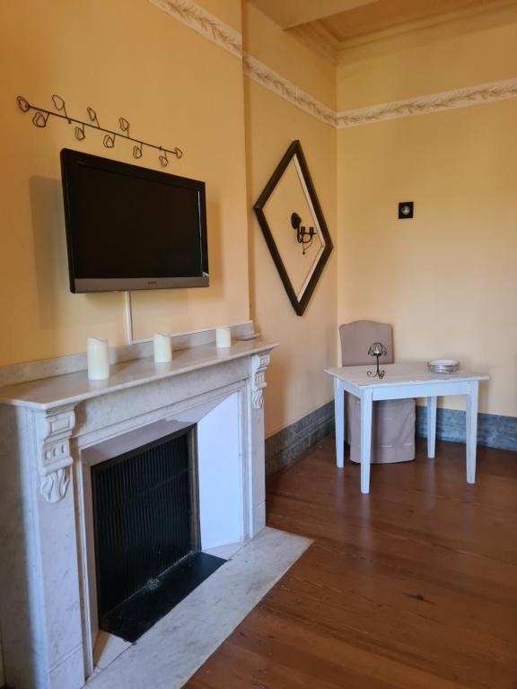 Château de Villeneuve - Montolieu - Superior Double Room