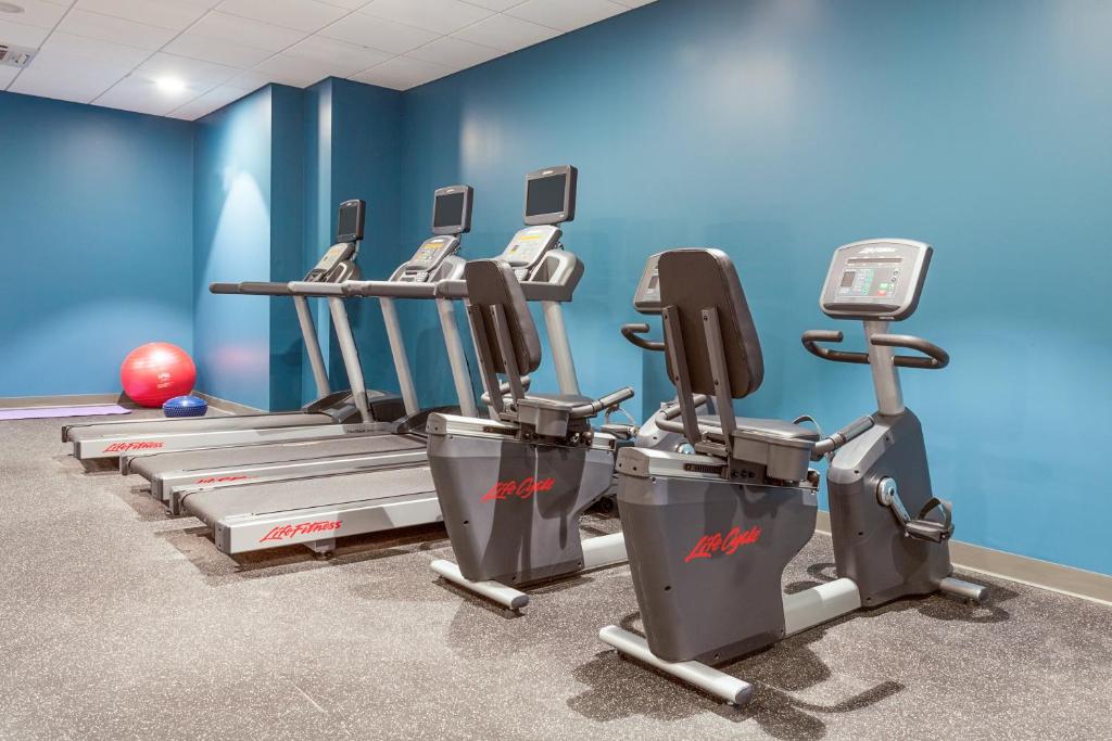 Holiday Inn Express & Suites Panama City Beach - Beachfront by IHG photo