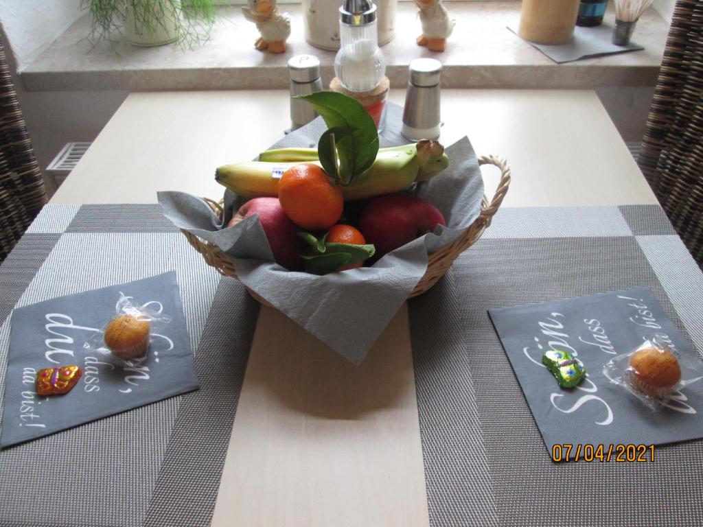 Zentrale-ruhige Ferienwohnung - 13