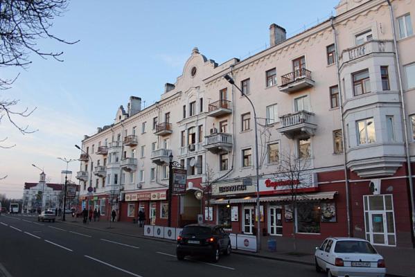 Budova, v ktorej sa apartmán nachádza