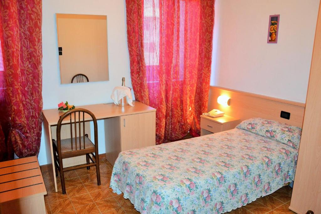Albergo Neni - Single Room