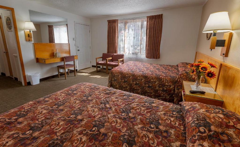 Starlight Lodge - Two-Bedroom Suite