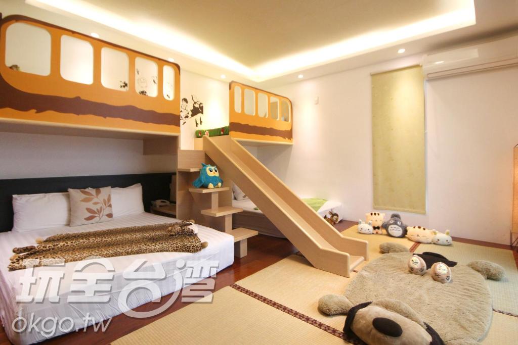 宜人生活溜滑梯親子民宿 Easylife B&B - Family Suite Met Balkon