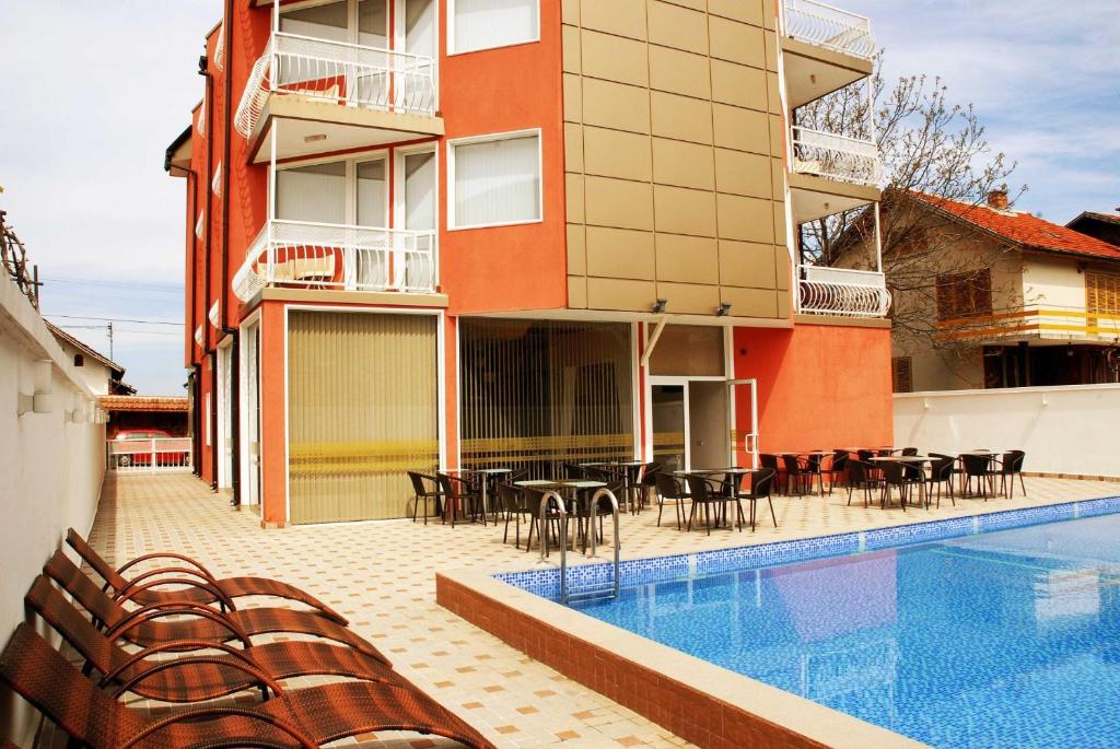 Φωτογραφία από το άλμπουμ του Семеен хотел Виа Лакус σε Sapareva Banya