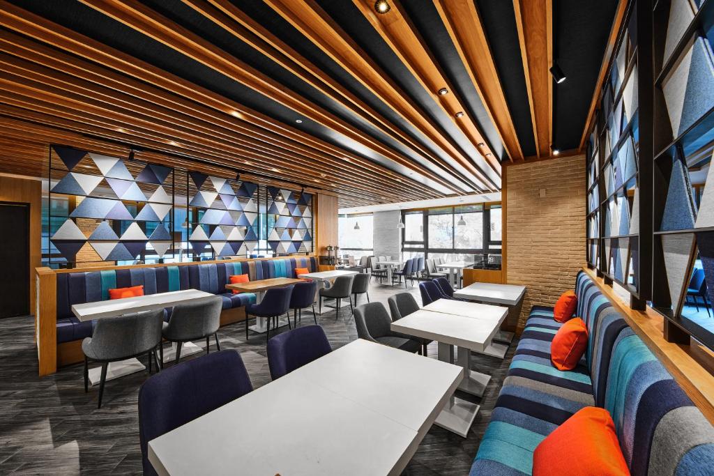 Posezení v ubytování Holiday Inn Express Kaohsiung Love River by IHG