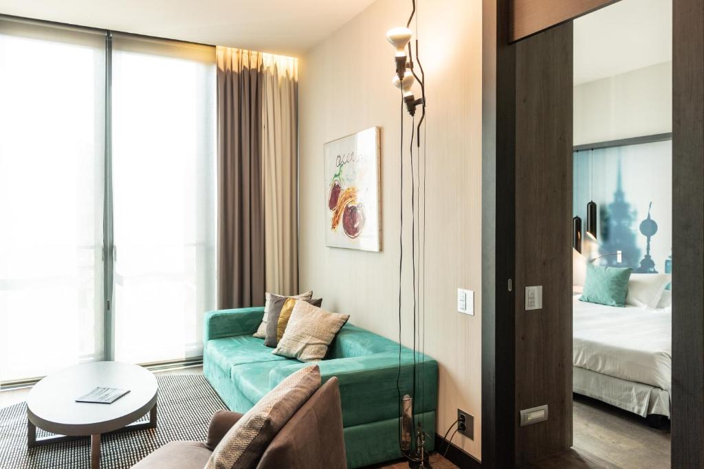 DUPARC Contemporary Suites - Resim 43