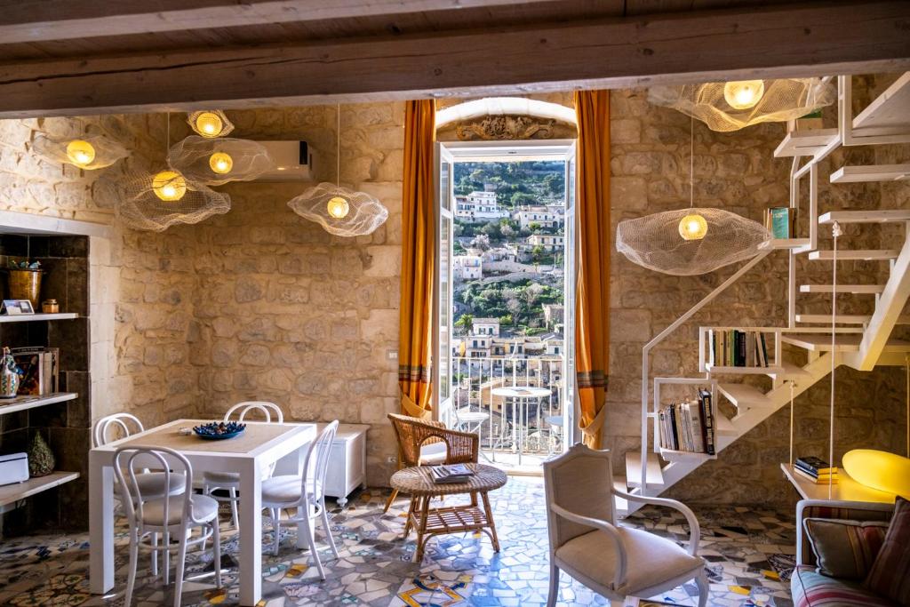 Afbeelding uit fotogalerij van Luxury House Le Nuvole in Modica