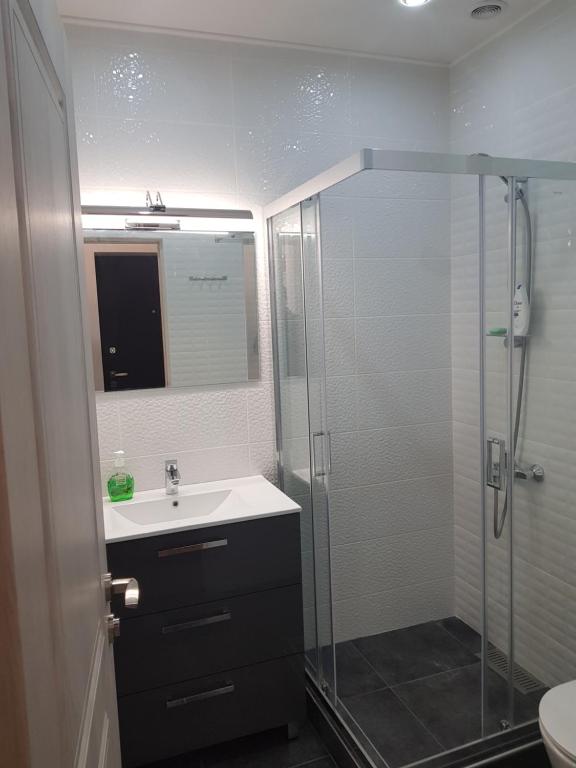 Koupelna v ubytování Cascade White Luxury Apartment