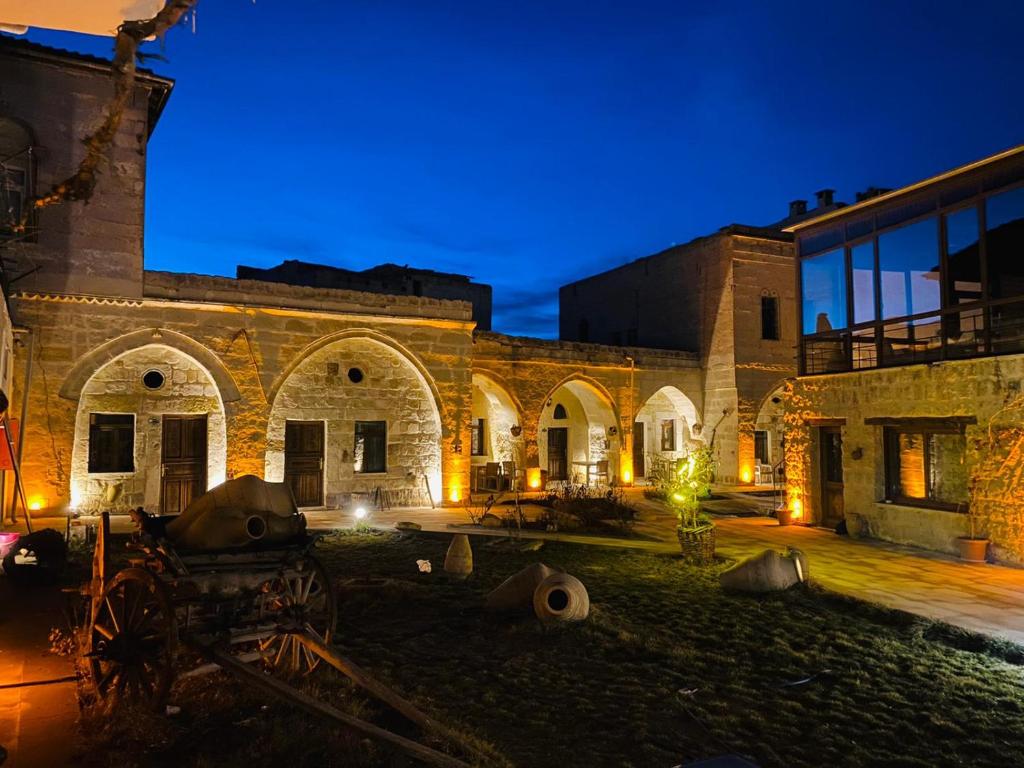 Zahrada ubytování Çavuşin Cave House-Cappadocia