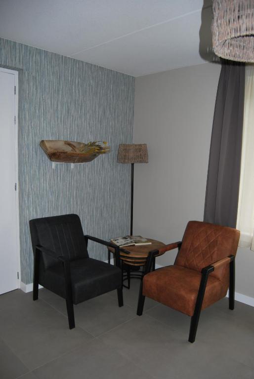 Hoeve de Heemser Parel - Double Room With Private Bathroom