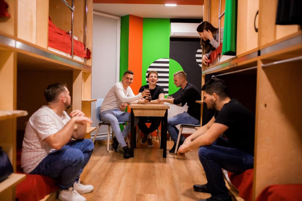 Good Times House - 9