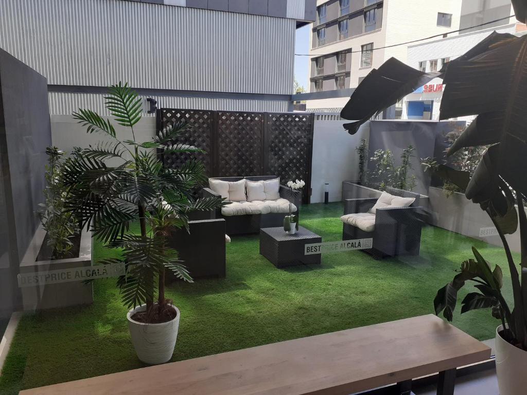 Hotel BESTPRICE Alcalá - Resim 24