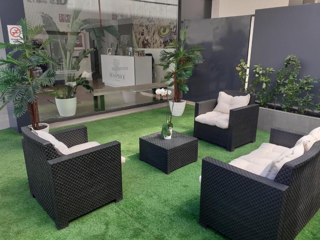 Hotel BESTPRICE Alcalá - Resim 40