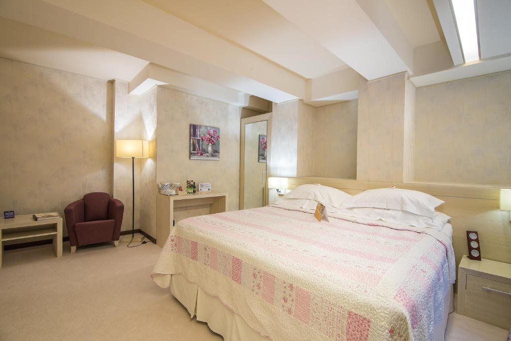 Ioana Boutique Hotel - Resim 31
