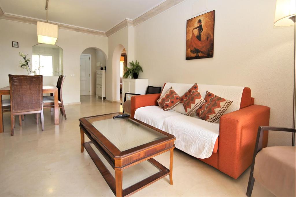 Posezení v ubytování Estepona Port Apartment OLIVIAN
