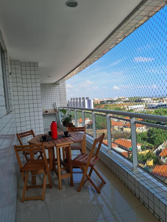  APARTAMENTO ACONCHEGANTE PRÓXIMO À LITORÂNEA