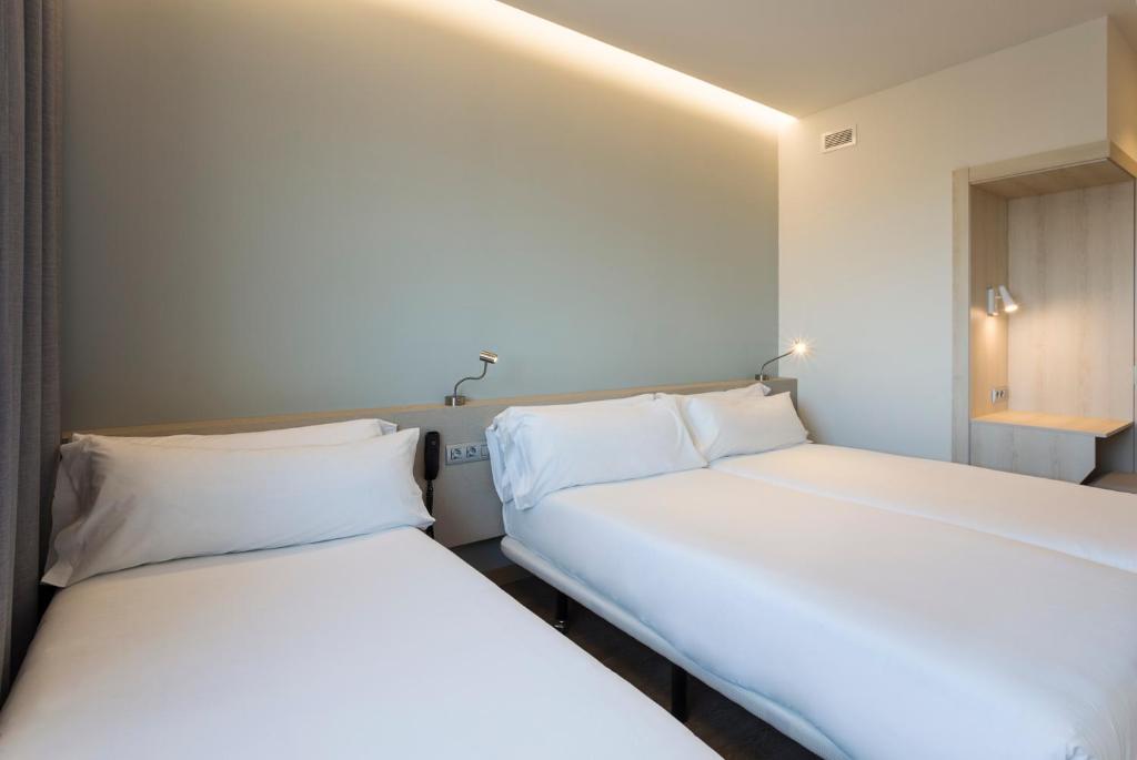 B&B HOTEL Barcelona Viladecans - トリプルルーム