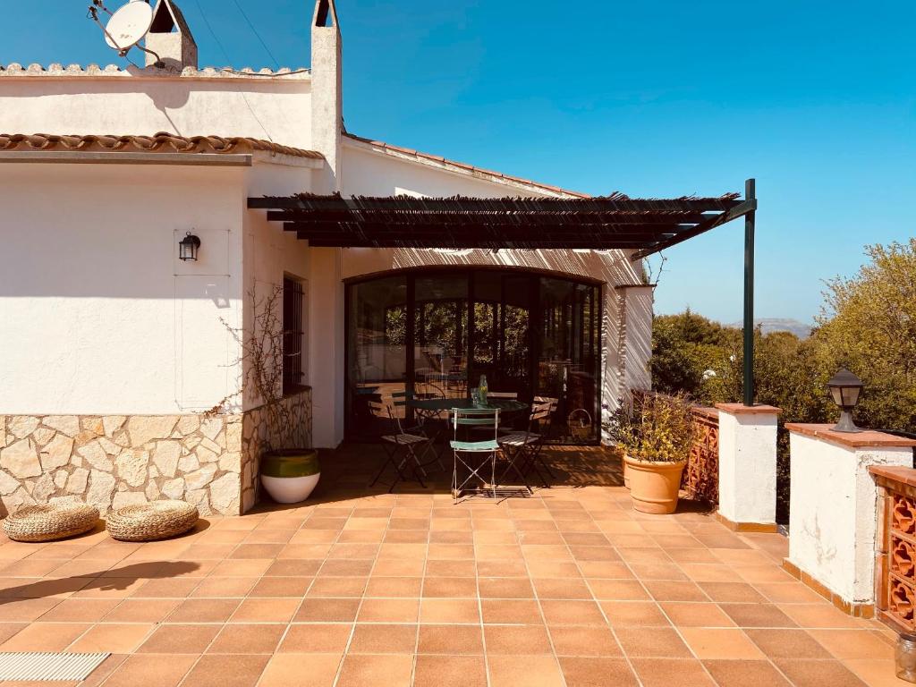 Balkón nebo terasa v ubytování Jolie Villa vue mer - 100km au Nord de Barcelone -