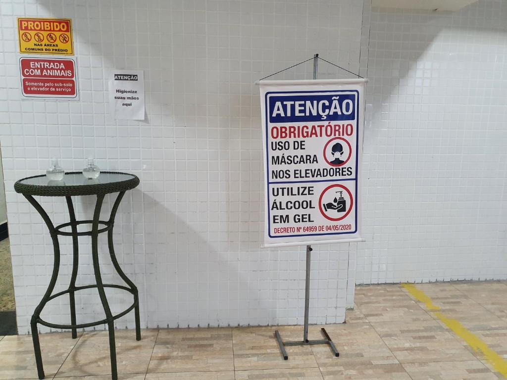  Lindo Apartamento Pé na Areia