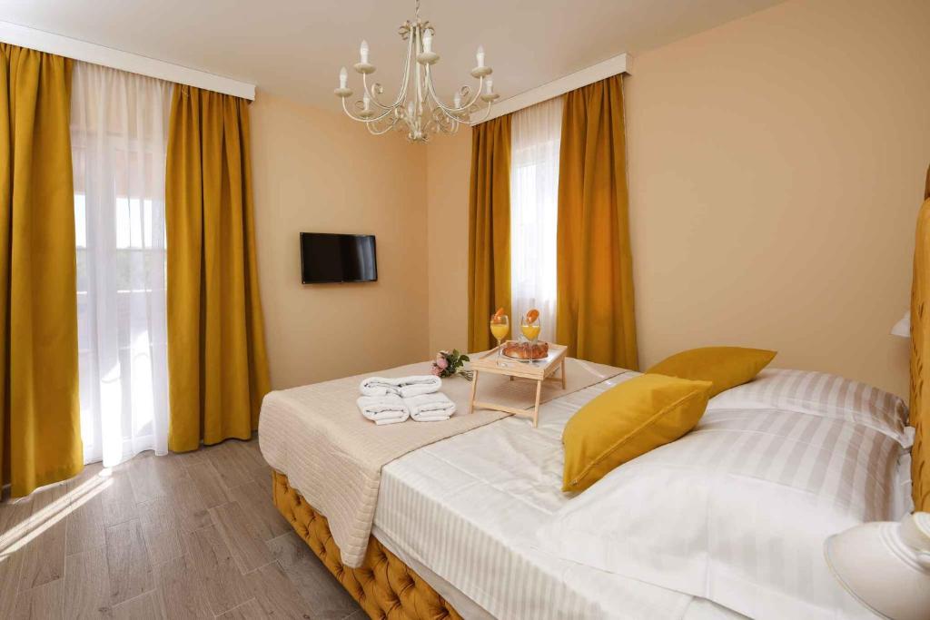 Posteľ alebo postele v izbe v ubytovaní Holiday home in Pridraga - Zadar Riviera 40832