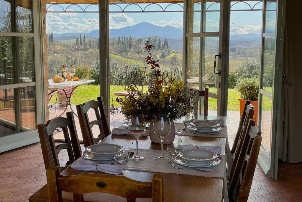 La Casina della Quercia, Your Tuscan Oak Tree House - One-Bedroom Villa