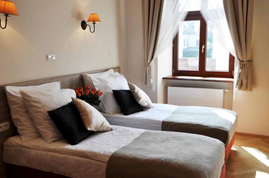 Hotel Santi - Resim 16