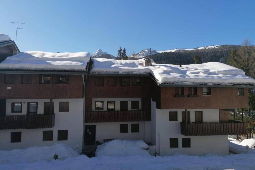 Nespecifikovaný výhled na hory nebo výhled na hory při pohledu z apartmánu
