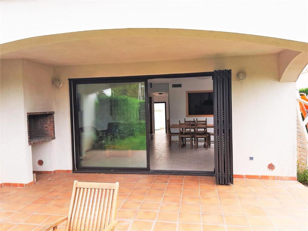 Patio alebo iná vonkajšia časť ubytovania Casa LA PLETERA 367