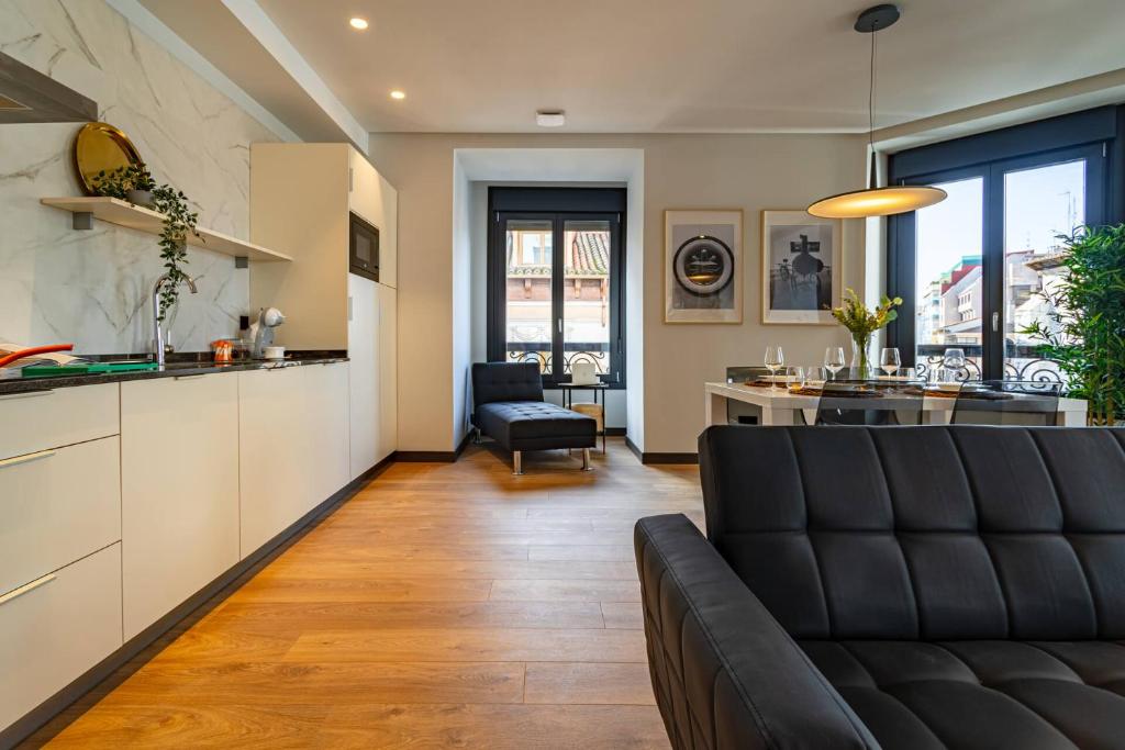 Edificio Fénix by Plaza Mayor Apartamentos - Two-Bedroom Apartment