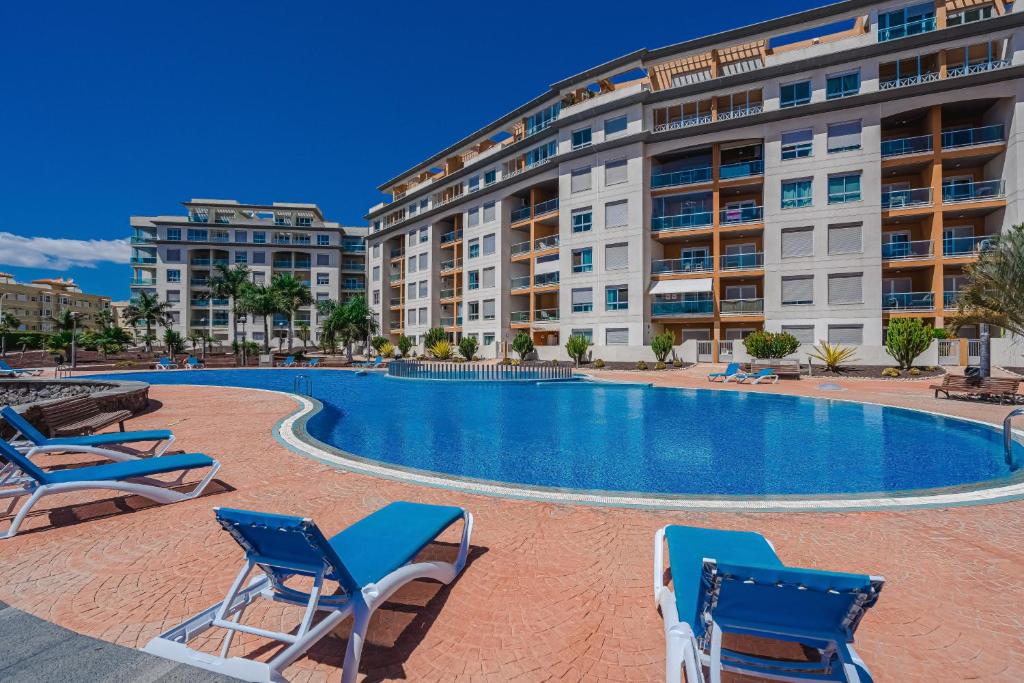 Bazén v ubytování Pambnb - Sea Breeze Duplex Arenal nebo v jeho okolí