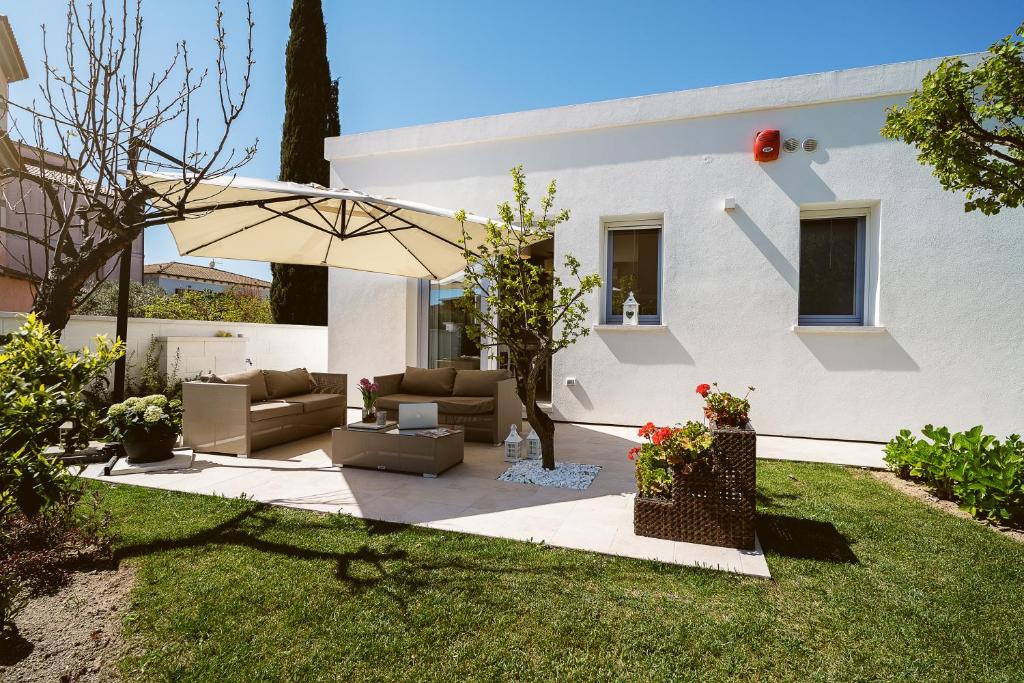 Ogród w obiekcie Enjoy Your Stay - Guest House - Olbia