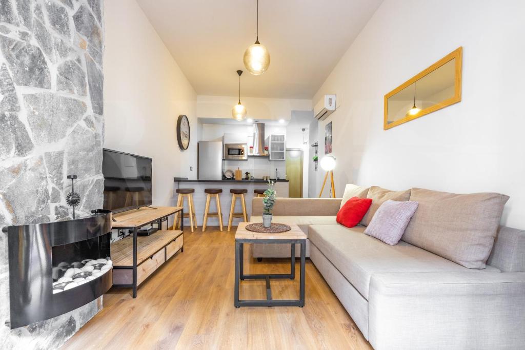 Cozy Flat with common pool & parking - Center, Málaga ...
