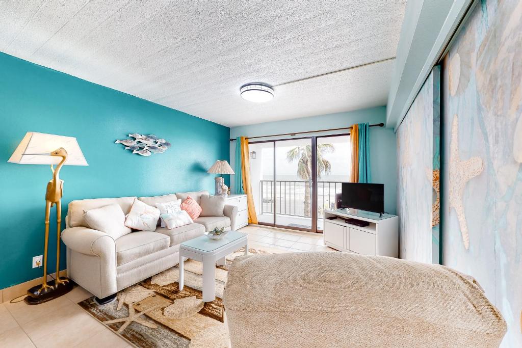 Gallery image of Seawall Apartments in Galveston