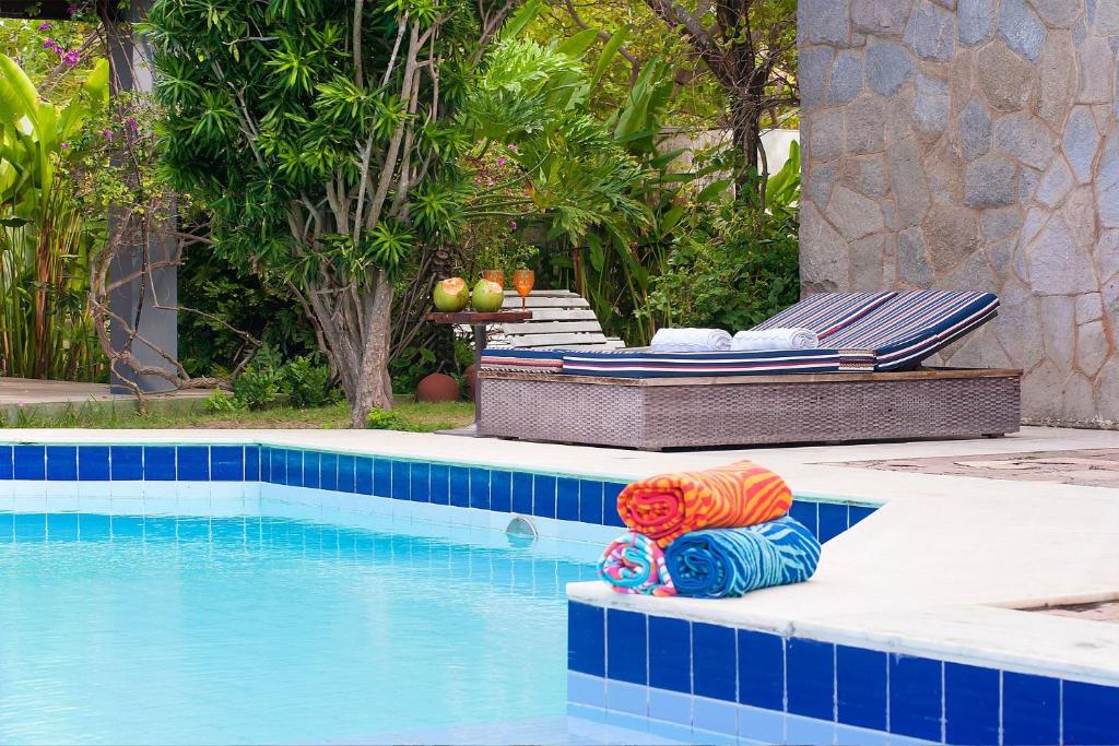  Casa Jardim na praia do Cumbuco com piscina por Carpediem
